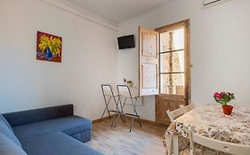 Centric Apartments Sagrada Famila 3